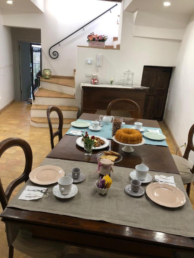 B&B Le Principesse Сермонета Экстерьер фото