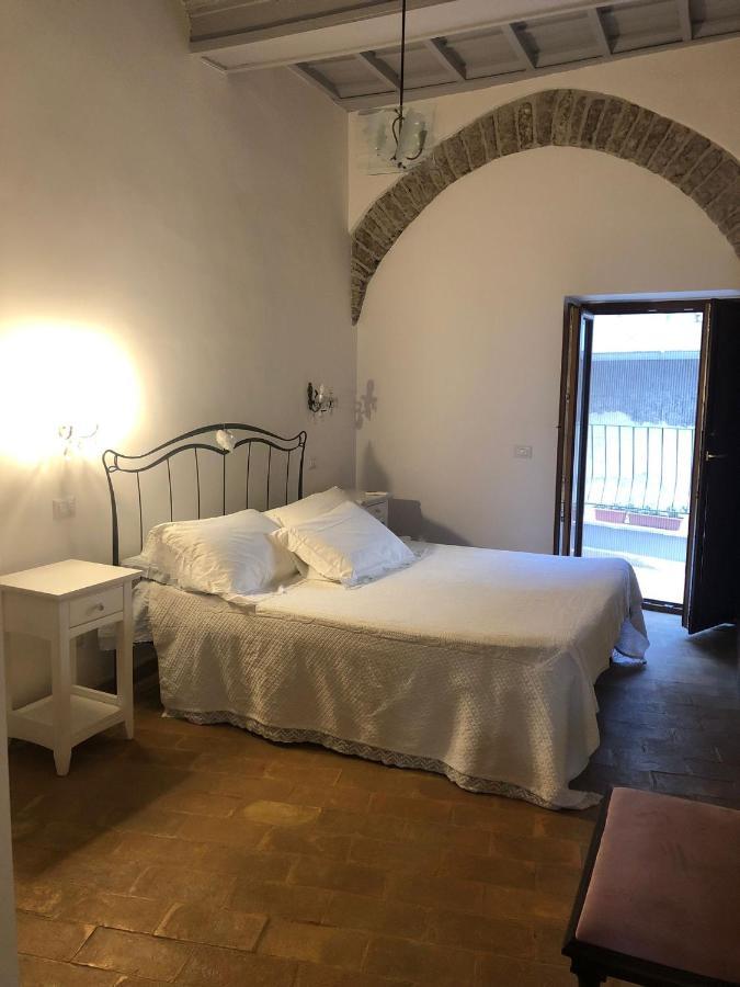 B&B Le Principesse Сермонета Экстерьер фото
