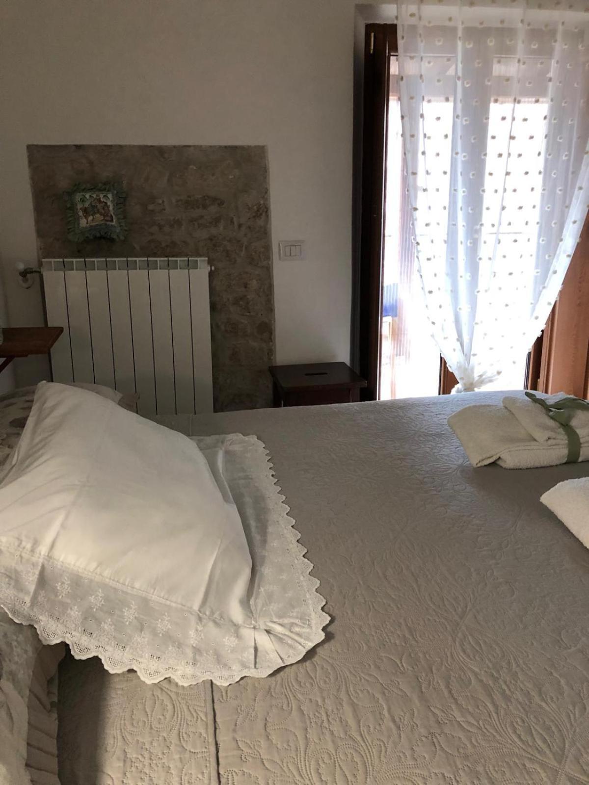 B&B Le Principesse Сермонета Экстерьер фото