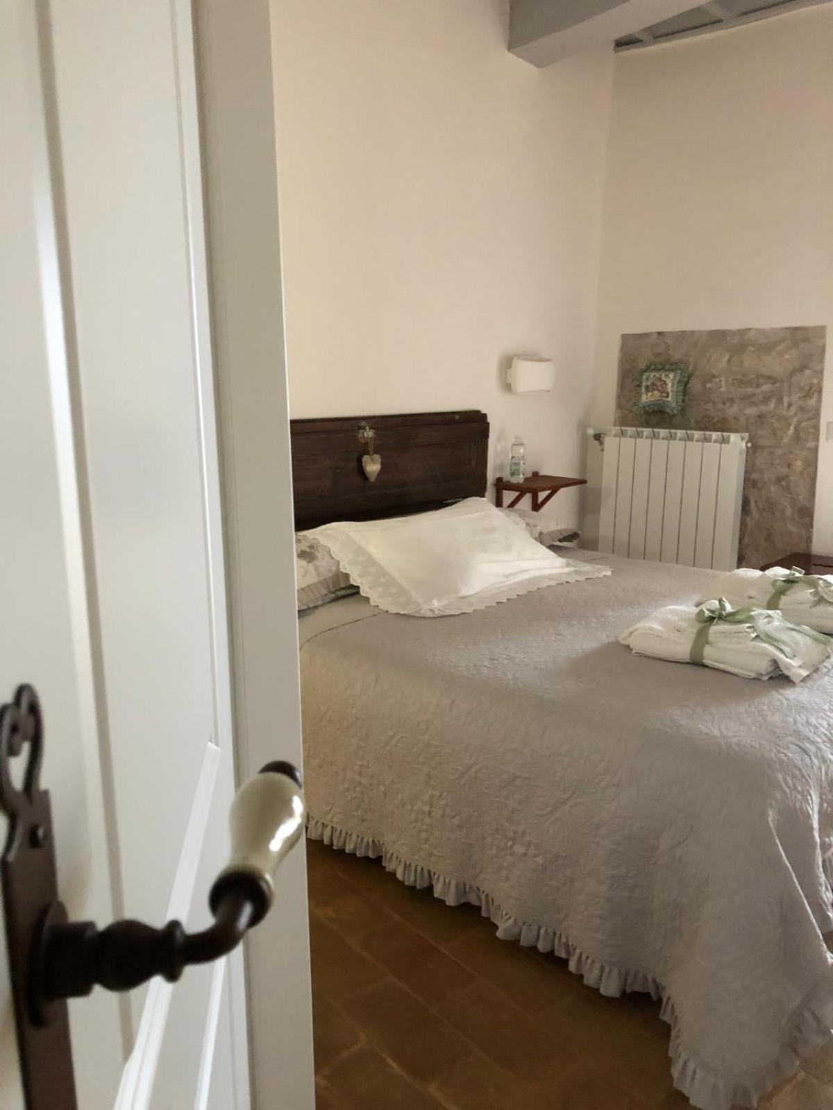 B&B Le Principesse Сермонета Экстерьер фото